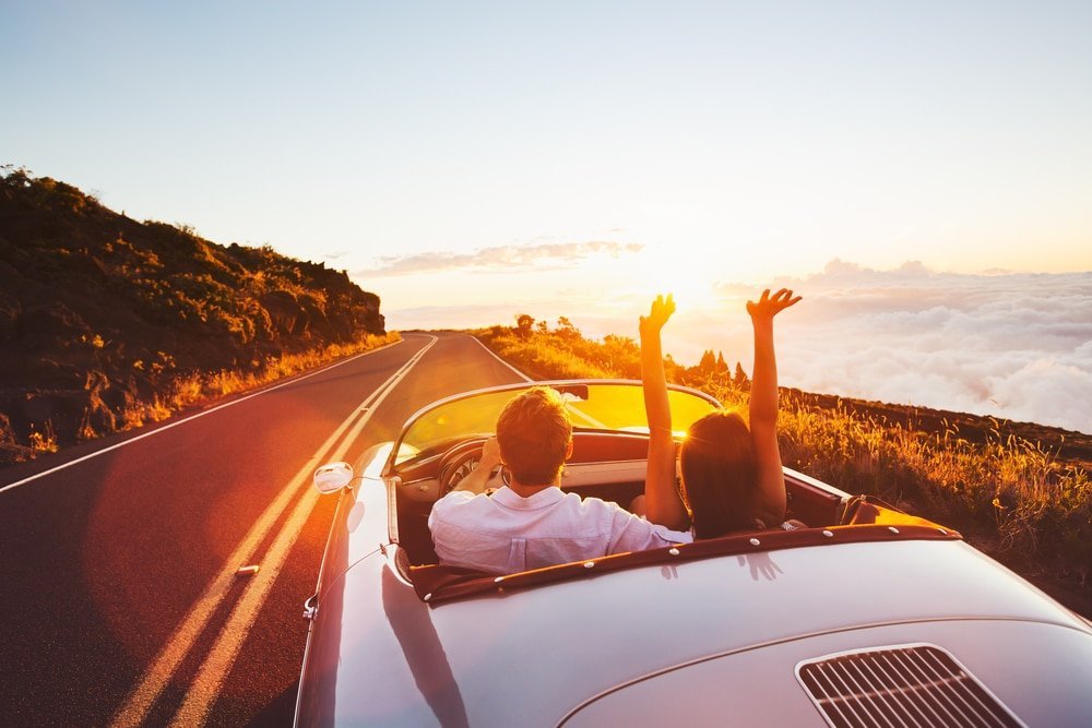 découvrez le road trip inoubliable qui vous conduira à travers des paysages époustouflants, des rencontres authentiques et des aventures mémorables. préparez-vous à vivre une expérience unique sur les routes les plus fascinantes, où chaque arrêt révèle une nouvelle surprise.