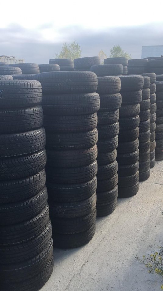 découvrez notre sélection de pneus d'occasion de qualité, alliant performance et économies. profitez de tarifs avantageux tout en participant à la réduction des déchets. idéaux pour tous types de véhicules, nos pneus sont rigoureusement inspectés pour assurer votre sécurité sur la route.