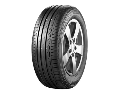découvrez le turanza t001, le pneumatique alliant confort et polyvalence. profitez d'une conduite silencieuse et d'une excellente adhérence sur tous types de routes, pour des trajets en toute sécurité. idéal pour les conducteurs en quête d'un équilibre parfait entre performance et sérénité.